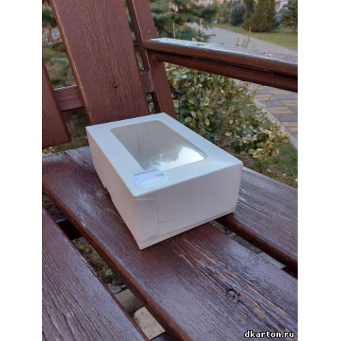 Коробка для пирожных 19х13х7,5 см. белая с окном