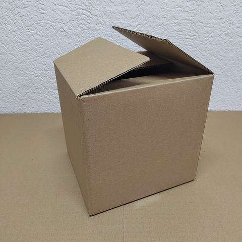 Коробка четырехклапанная ГОФРОКОРОБ 12x12x12 см. Почта № 2,5