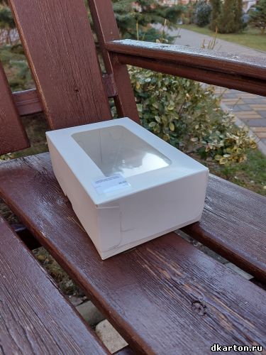 Коробка для пирожных 19*13*7,5 белая с окном