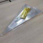 Прозрачный пакет - треугольник для упаковки сыпучих орехов, размер 13 х 25 см , уп. - 50 шт