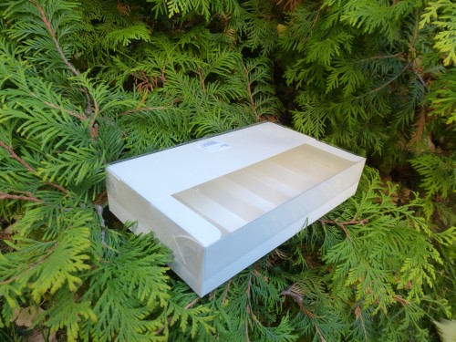 Коробка для эклеров и эскимо с пластиковой крыжкой 25*15*5 мм. белая