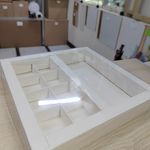 Коробка с вклеенным окном для конфет 200х200х30 мм (8 ячеек ) + для шоколадной плитки 160х80 мм (белая)