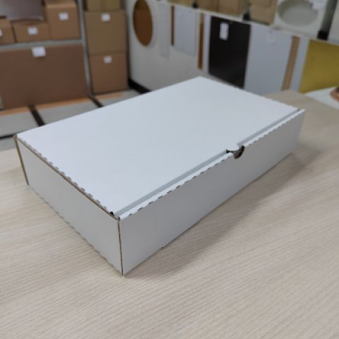 Коробка из микрогофрокартона самосборная, размер 28*16*6 см