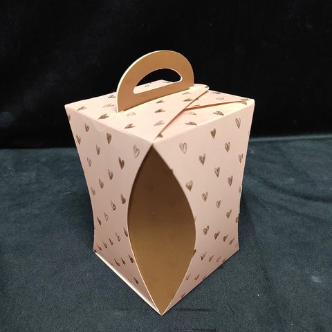 Коробка для кулича, диаметр 90 мм, розовая с сердечками