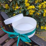 Коробка под зефир круглая с окном диаметр 16x7 см (белая)