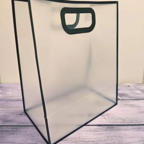 Пакет пластик 15*25*30 черная окантовка