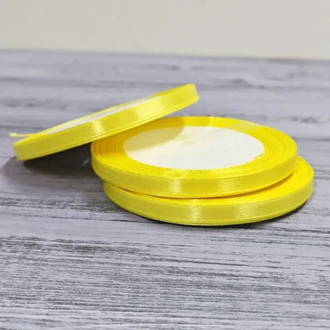 Атласная лента 6 мм длина 22,5м, желтый