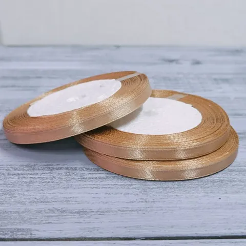 Атласная лента 6 мм длина 22,5м, карамельный