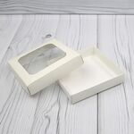 Коробка 15*15*3 см белая с окном