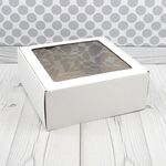 Коробка для подарочных наборов с окном 25 х 25 х 10 см