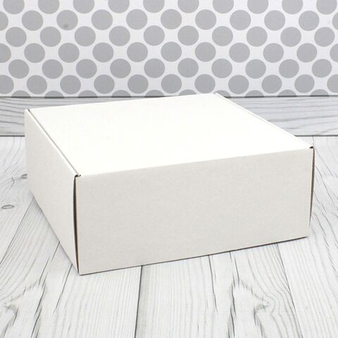 Коробка для подарочных наборов без окна 25 х 25 х 10 см