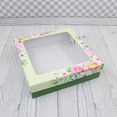 Коробка с окном из МГК 30*30*8 см Розы с окном