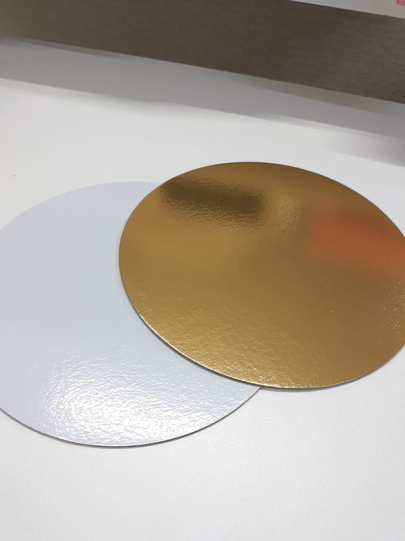 Подложка двухсторонняя золото/белая, 28 см , толщина 1,5 мм