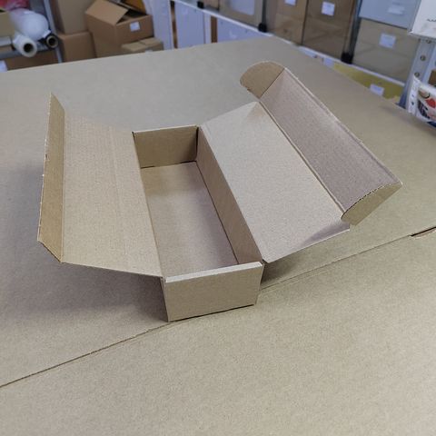Коробка из МГК 21 х 7,5 х 4,5 см крафт Почта 2